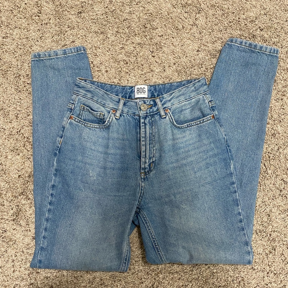 BDG mom jeans from Urban Outfitters - size 25